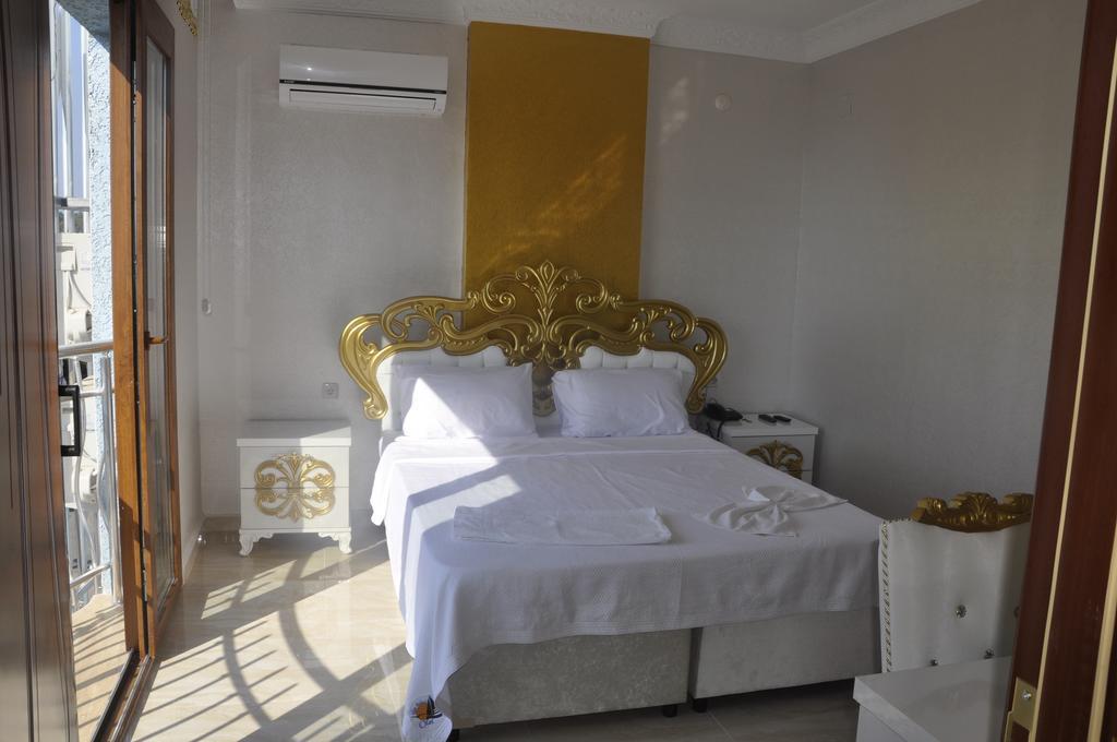 Alev Palace Otel Arsuz Zimmer foto
